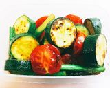 野菜たっぷり♡ズッキーニとトマトのマリネ作り方3写真