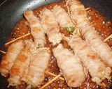 豚バラ肉で巻き♪巻き♪作り方7写真