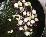 美肌!水菜とタコのガーリックオイルサラダ作り方4写真