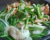 ニラ　玉ねぎ　豚肉のオイスターソース炒め作り方3写真