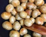 フライパンで小玉ジャガイモの甘辛揚げ煮作り方3写真