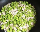 【常備菜】枝豆と鶏そぼろ作り方3写真