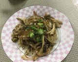 まいたけと長ねぎのオイスターソース炒め♡作り方4写真