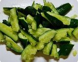 叩ききゅうりとサラダチキンの中華和え作り方2写真