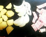 簡単おいしい！ピリ辛じゃがいもベーコン煮作り方1写真
