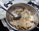 とろろ昆布と小花麩のお吸い物（精進料理）作り方3写真