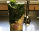 オーガニックフルーツと地元野菜スムージー作り方2写真