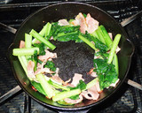 ニトスキ余熱料理　ほうれん草の半熟卵かけ作り方4写真