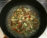 簡単おいしい☆マリナーラソースのパスタ作り方1写真
