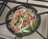 フライパンでアボカドとツナの卵焼き作り方1写真