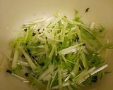 もずくとトマトの塩レモン風味作り方1写真