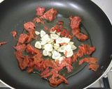 にんにく香る!梅干とツナのペペロン♪作り方5写真