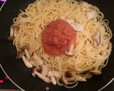 キノコたっぷりの和風たらこスパ！作り方5写真