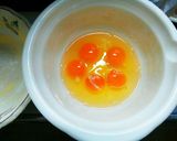 簡単♥エッグピザ作り方1写真