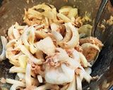 簡単すぎるシーチキンと玉ねぎの春巻き☆作り方2写真