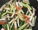 お弁当に！きゅうり&竹輪のゴマ油炒め作り方2写真