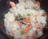 俺流！塩鮭と塩えんどう豆の炊き込みごはん作り方5写真