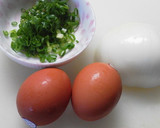 もう一品＊新玉ねぎのふわふわ玉子とじ＊作り方1写真