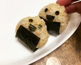 小さなおにぎりに具を入れるコツ作り方6写真