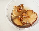 鶏肉とアボカドのオイスター炒め作り方1写真