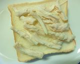 サラチキ×コーンのミルキーハーブトースト作り方1写真