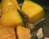 南瓜と豚肉のニンニク風味煮作り方4写真