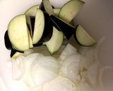 茄子と新玉ねぎの味噌炒め作り方1写真