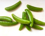 スナップエンドウと挽肉のオイスター炒め作り方1写真