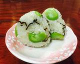 そらまめと塩昆布のオイルおにぎり♪♪作り方2写真