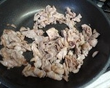 豚肉と玉ねぎとセロリの炒め物作り方3写真