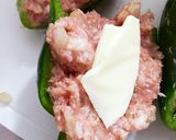 お弁当に!簡単チーズ入りピーマンの肉詰め作り方3写真