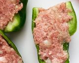 お弁当に!簡単チーズ入りピーマンの肉詰め作り方4写真