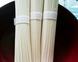 お味噌汁リメイク！温そうめん！作り方1写真