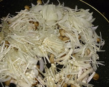 豚こま切れ肉の七味マヨ炒め作り方4写真