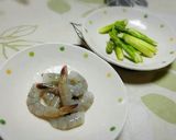 もっちり!アスパラと海老の塩レモンパスタ作り方1写真