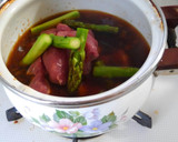 簡単♪豚ヒレ肉とアスパラの和風梅煮込み！作り方4写真