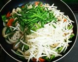 簡単 & 栄養満点☆肉野菜炒め♪作り方3写真