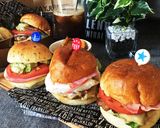簡単！濃厚アボカドソース〜ハンバーガーに作り方4写真