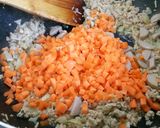 キャベツとにんじんのカレー焼き飯。作り方3写真