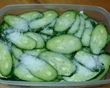 料理に使う きゅうり塩漬け(保存食)作り方1写真
