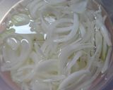 キュウリとレタスともやし新玉ねぎの酢の物作り方3写真