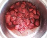 【真っ赤に仕上げる】低糖いちごソース作り方6写真