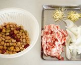 豚バラとお豆さんのこってりピリ辛炒め作り方1写真