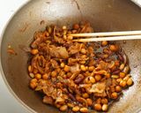 豚バラとお豆さんのこってりピリ辛炒め作り方7写真