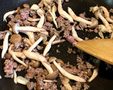 かぼちゃと挽肉のめんつゆガーリック炒め。作り方3写真