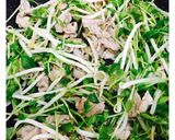 豚こまの豆苗もやしのポン酢炒め作り方1写真