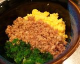 ☆簡単☆★万能★鶏そぼろの3色丼作り方6写真