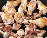 鶏肉・豚肉でスタミナ満点☆アドボ作り方1写真