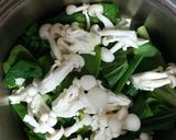 小松菜とブナピーの煮物（無水鍋調理）作り方3写真