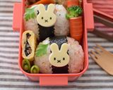 【キャラ弁】ミッフィーのおにぎり弁当作り方5写真
